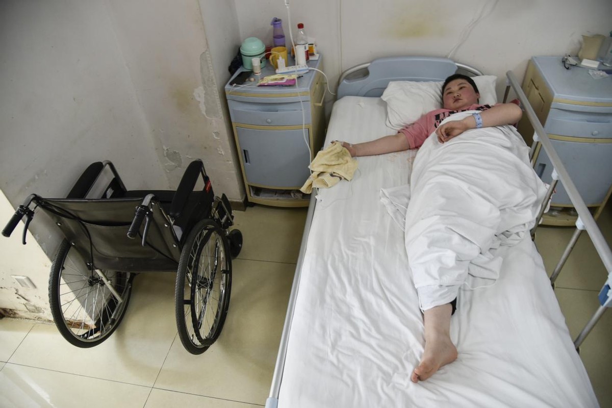 河南一花季少女患重症无奈舍弃一条腿,哭诉:活下去,才有希望休闲区蓝鸢梦想 - Www.slyday.coM 河南一花季少女患重症无奈舍弃一条腿,哭诉:活下去,才有希望休闲区蓝鸢梦想 - Www.slyday.coM