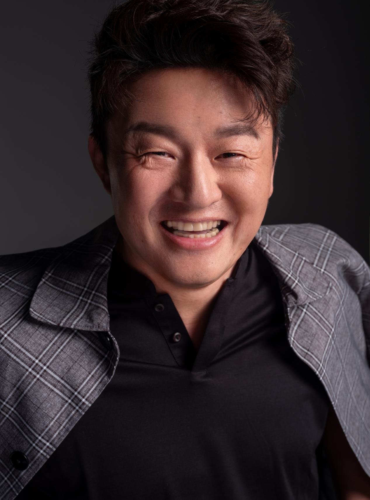 演员张磊成热播剧金牌面孔深爱表演角色多变