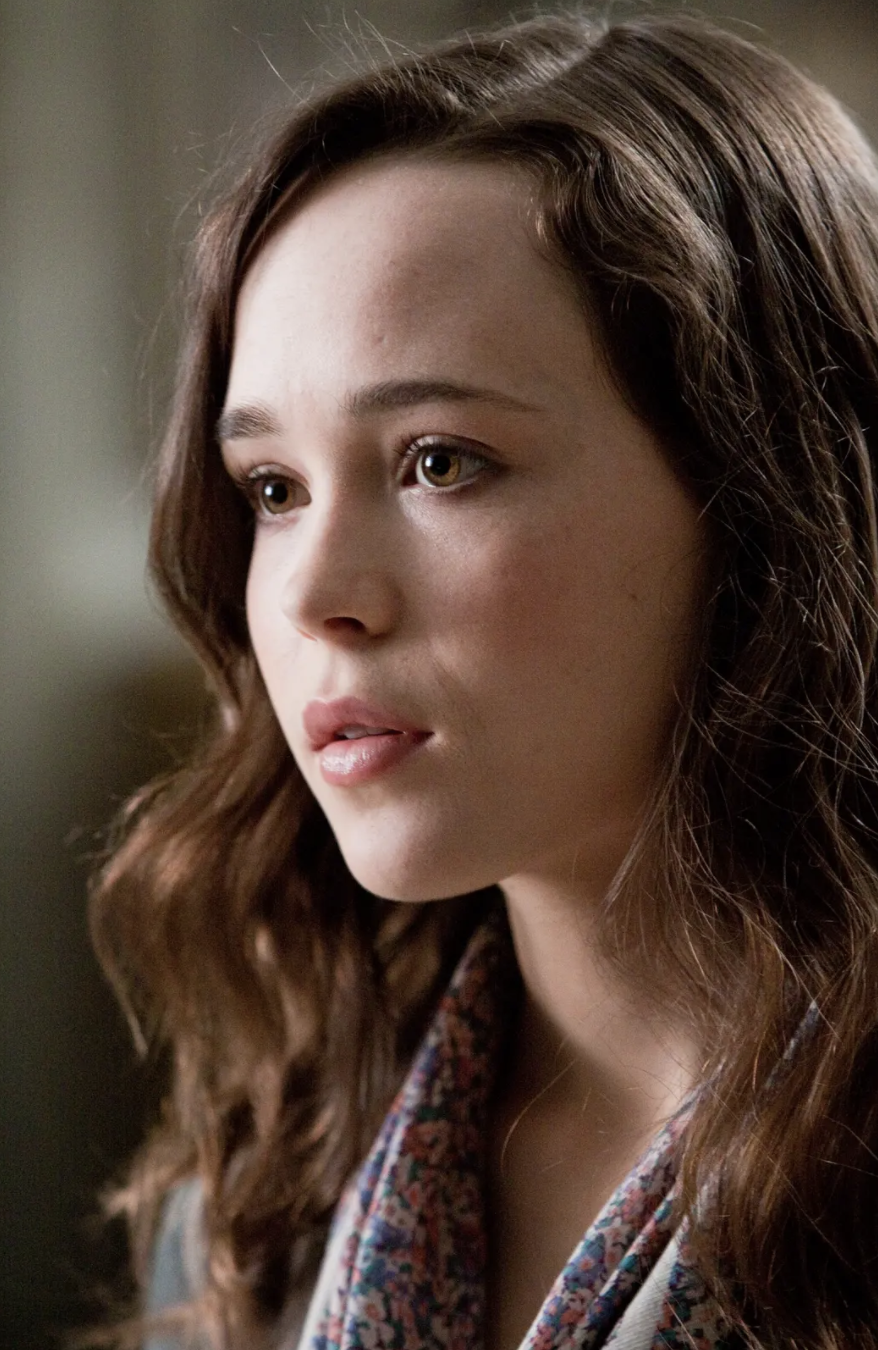 33岁盗梦空间女主变身小伙子西装短发个性十足网友认不出