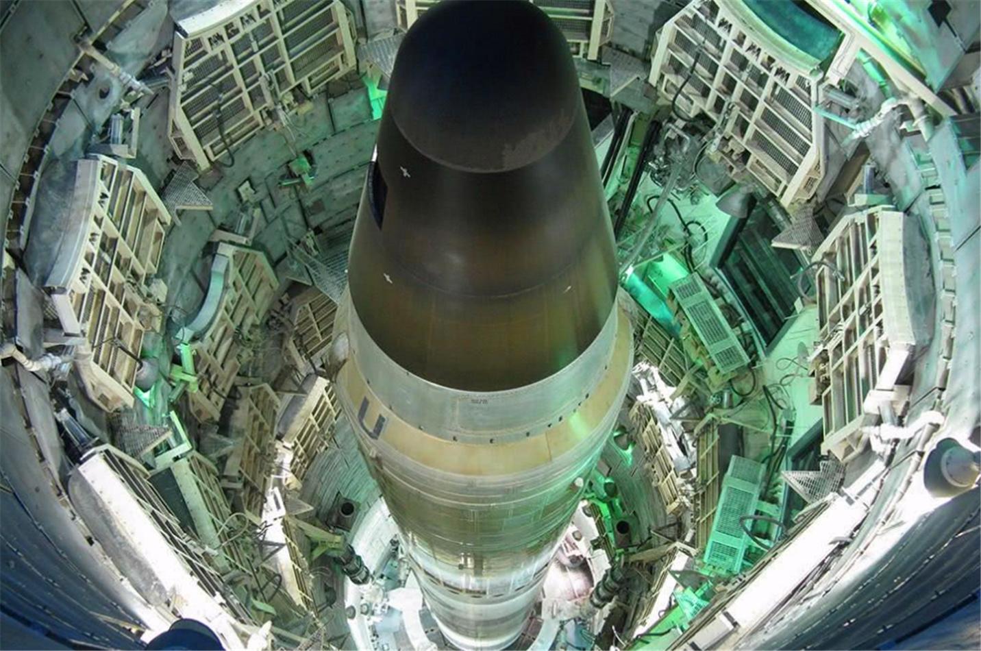 包括在核弹头储备数量,洲际导弹储备数量,性能,射程,突破能力等各个