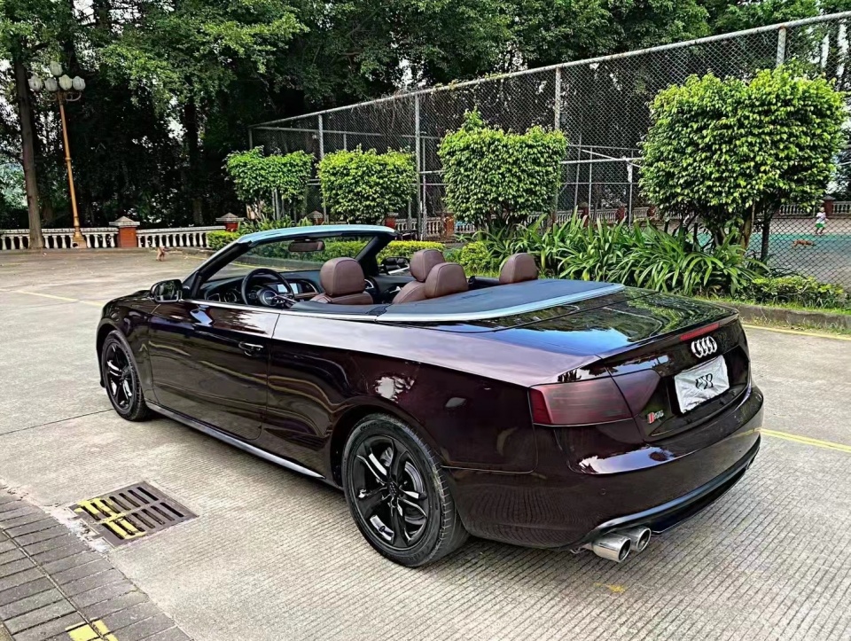 16款奥迪a5售价12万,两门四座敞篷版,爆改剪刀门,超高回头率