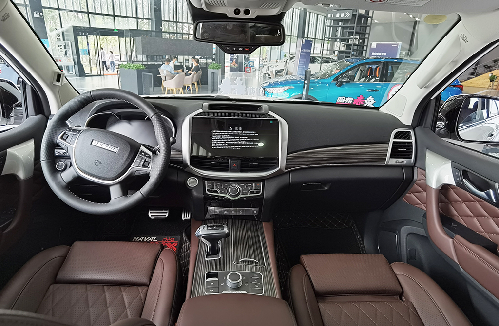 外观小改/配置升级 到店实拍2022款哈弗h9
