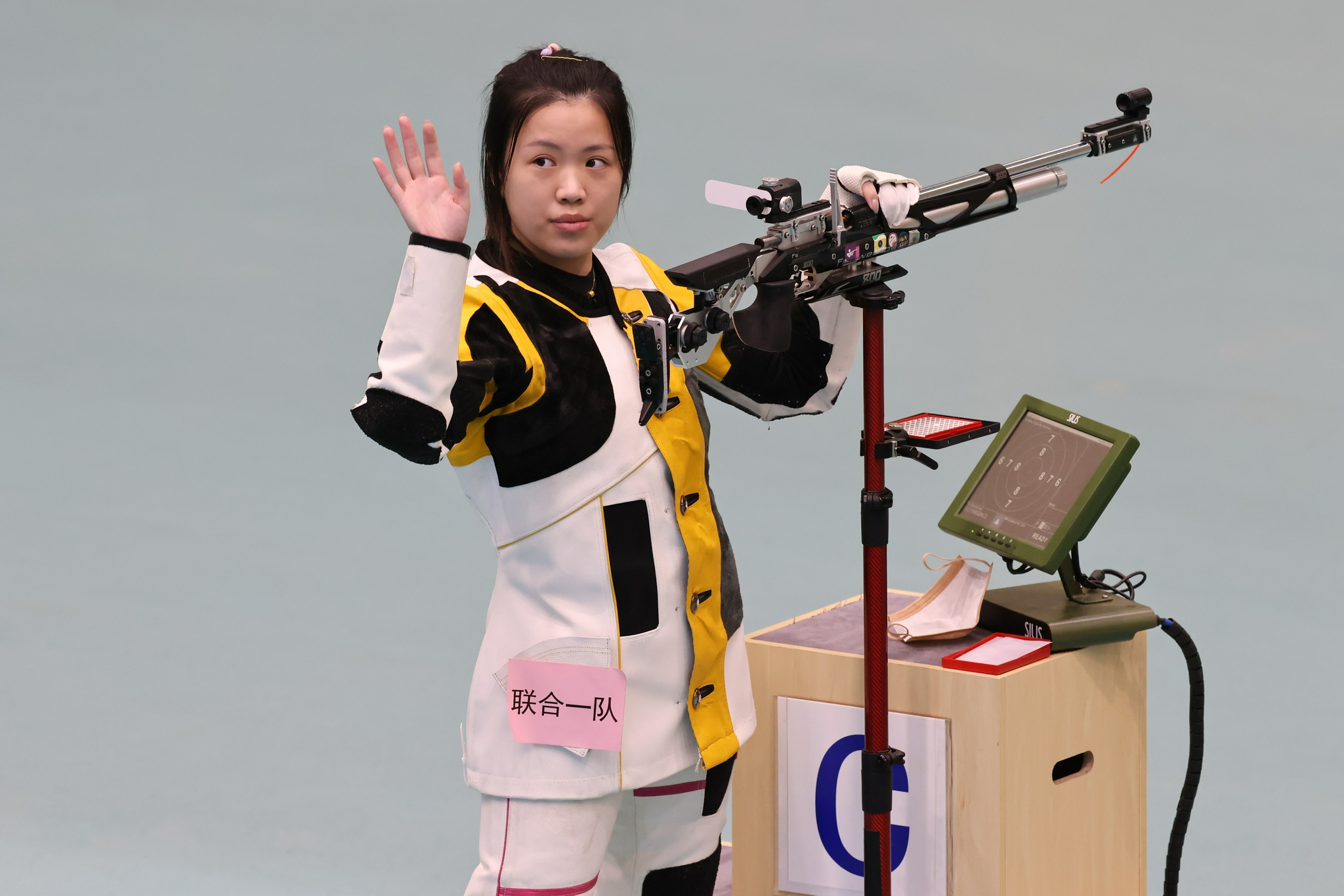 妈妈做的大虾还没吃上杨倩又成了全运会赛场的宠儿