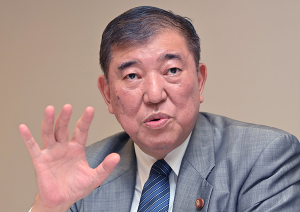 日媒:石破茂拟弃选自民党总裁