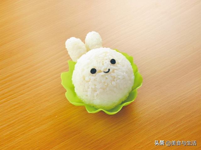 想做好看又好吃的饭团造型的基本功很重要