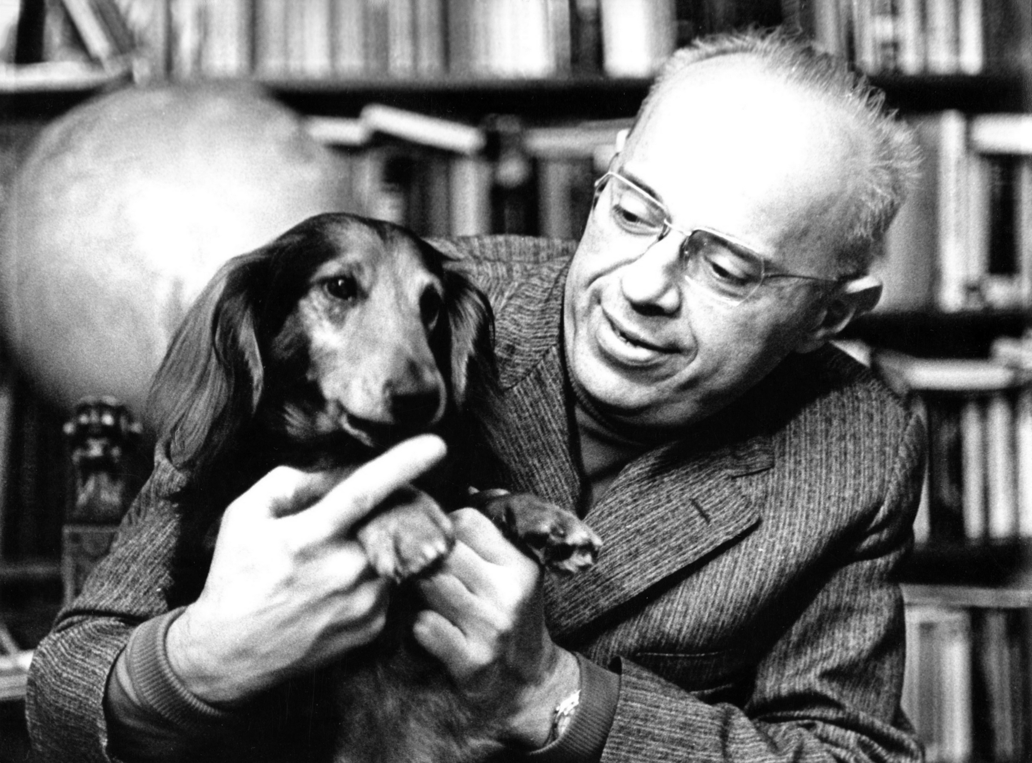 波兰科幻作家莱姆诞辰百年美国科幻小说是地摊文学那么莱姆的小说为何