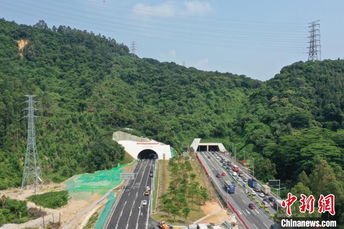广州华南快速路实现扩容 打通交通动脉"中梗阻"|隧道|广州市_新浪新闻