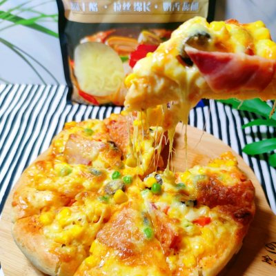 火腿什锦玉米披萨