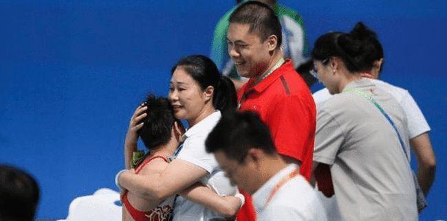 为何全红婵多了一个人形挂件的外号？真实原因曝光，红姐太可爱了休闲区蓝鸢梦想 - Www.slyday.coM