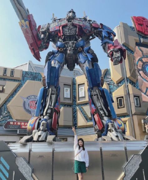 李承铉一家三口亲子装现身!6岁lucky眼神杀超像戚薇,细腿吸睛了休闲区蓝鸢梦想 - Www.slyday.coM