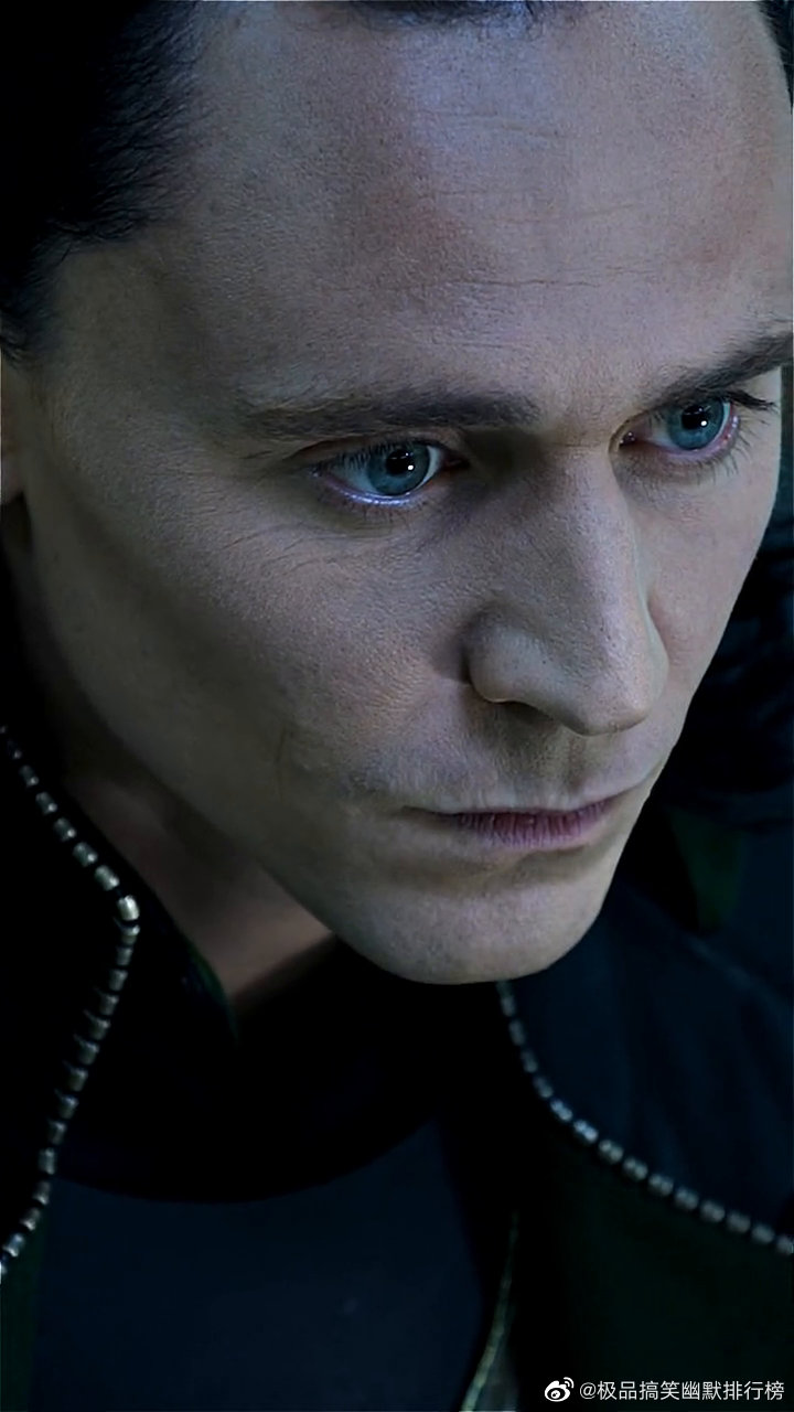 洛基 迷之微笑,有多少少男少女被他迷倒!