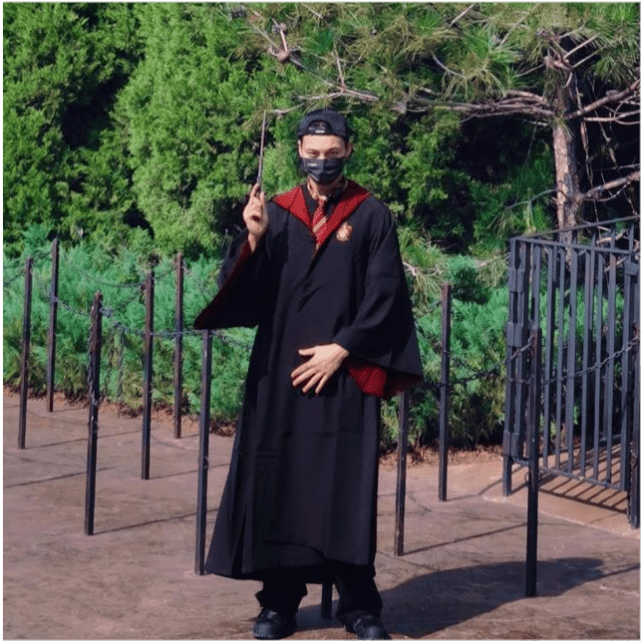 戚薇一家游玩被偶遇,李承铉牵着女儿超有爱,李铢衔牵着女友同行休闲区蓝鸢梦想 - Www.slyday.coM 戚薇一家游玩被偶遇,李承铉牵着女儿超有爱,李铢衔牵着女友同行休闲区蓝鸢梦想 - Www.slyday.coM