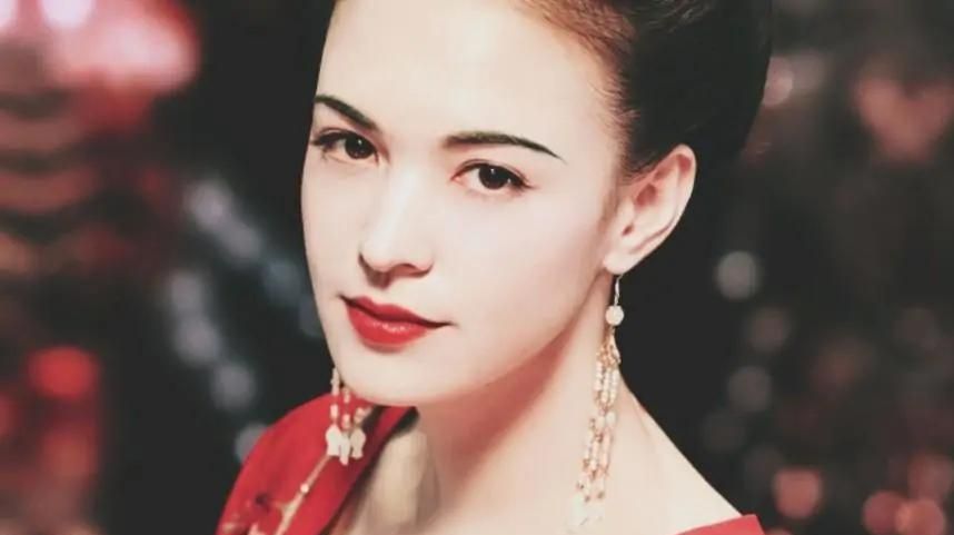 杨贵妃为何喜爱吃荔枝?后人化验荔枝得出答案,难怪被独宠16年休闲区蓝鸢梦想 - Www.slyday.coM 杨贵妃为何喜爱吃荔枝?后人化验荔枝得出答案,难怪被独宠16年休闲区蓝鸢梦想 - Www.slyday.coM