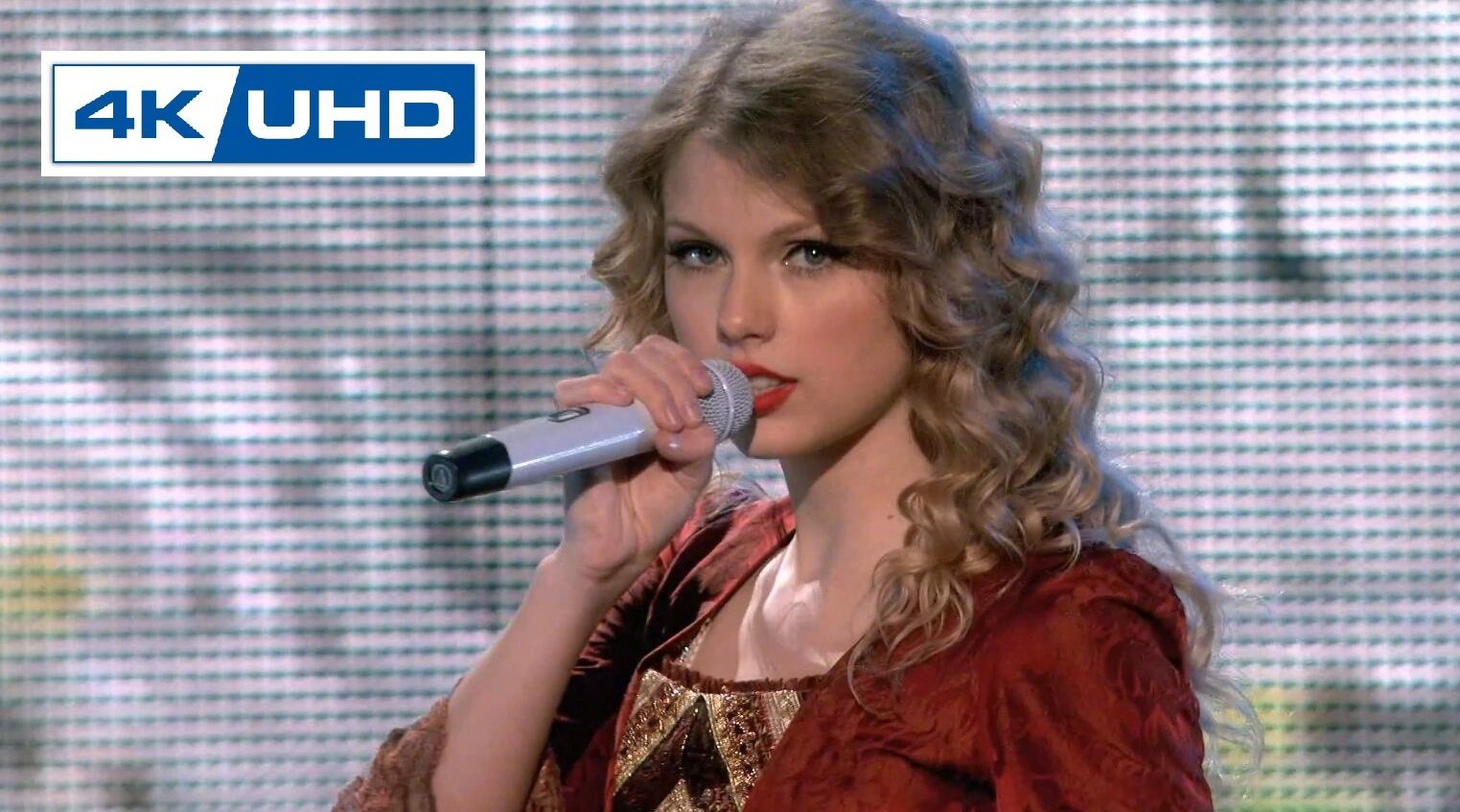 今天是霉霉taylor swift的经典作《love story》发行13周年!