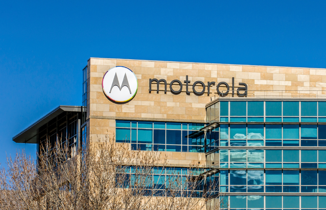 没错,加尔文制造,就是后来举世闻名的摩托罗拉(motorola).