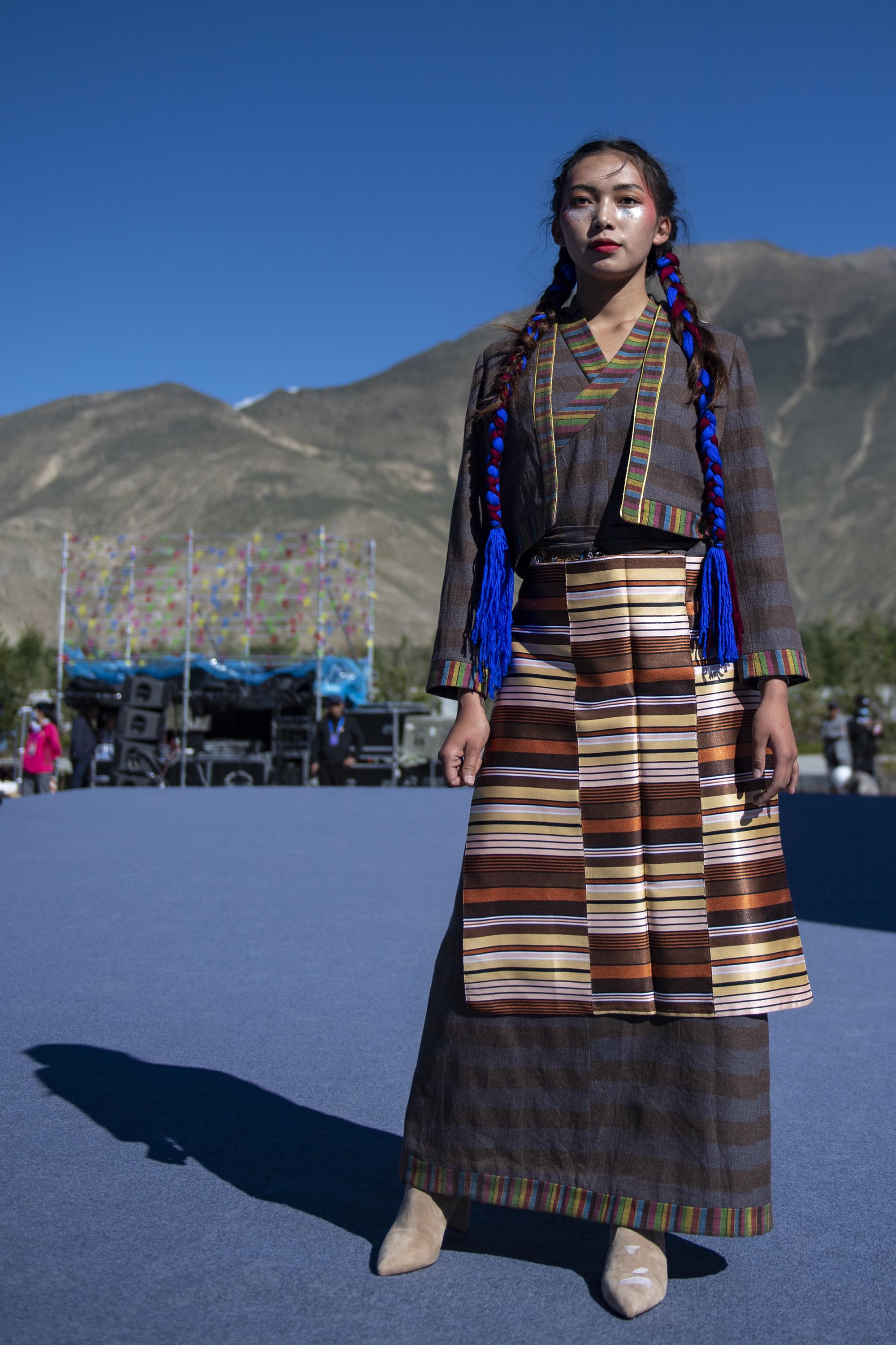 9月14日,2021雅砻文化旅游节在西藏山南市举办"