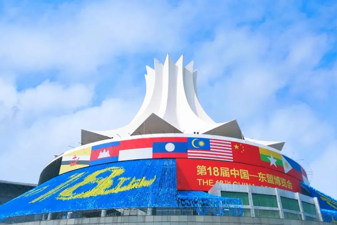 第18届中国东盟博览会上,吉利汽车备受关注