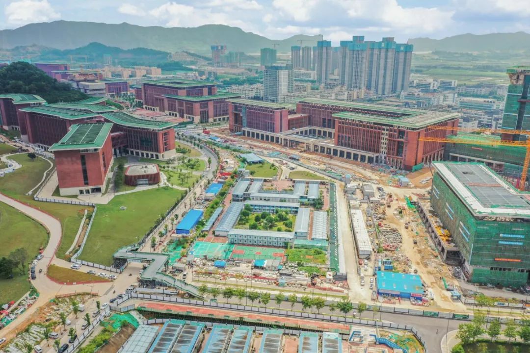 瞰光明，到底有多美！休闲区蓝鸢梦想 - Www.slyday.coM