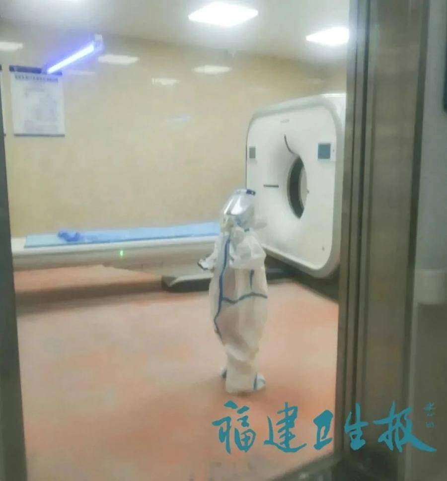 莆田最小确诊患者仅4岁，穿防护服独自做CT……休闲区蓝鸢梦想 - Www.slyday.coM