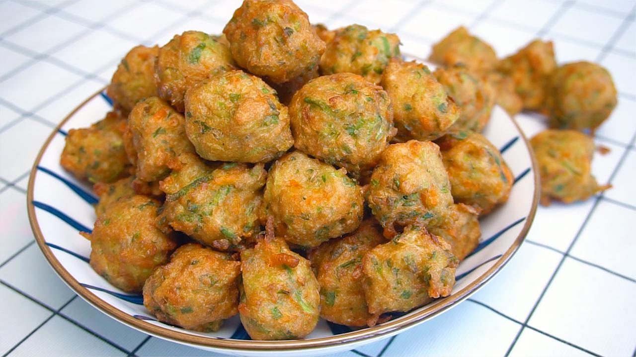 粉丝要的炸萝卜丸子来了,多加一样食材,外酥里嫩不吸油,解馋