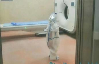 莆田最小确诊患者仅4岁，穿防护服独自做CT……休闲区蓝鸢梦想 - Www.slyday.coM