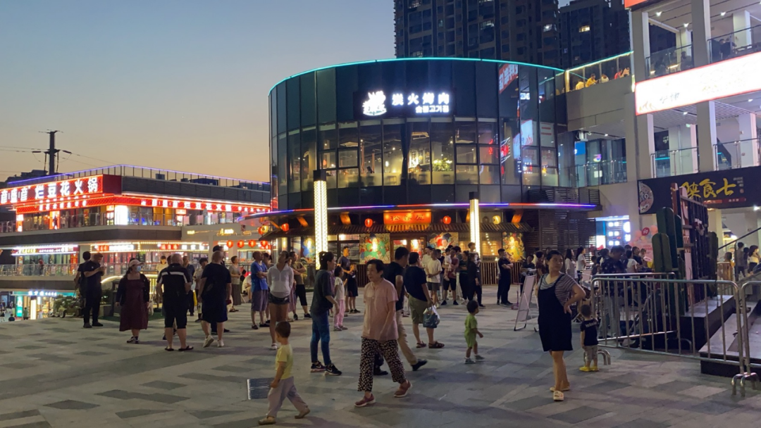 终于等到你不仅千佛山还有阳光100凤凰街中秋相亲大会惊喜来袭