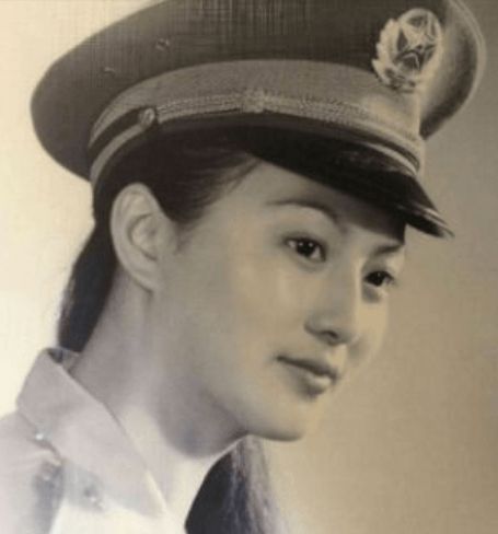 26岁爆红,28岁去世,父亲殉职,哥哥患绝症离世|朱宏嘉|刘丹|陆诗雨