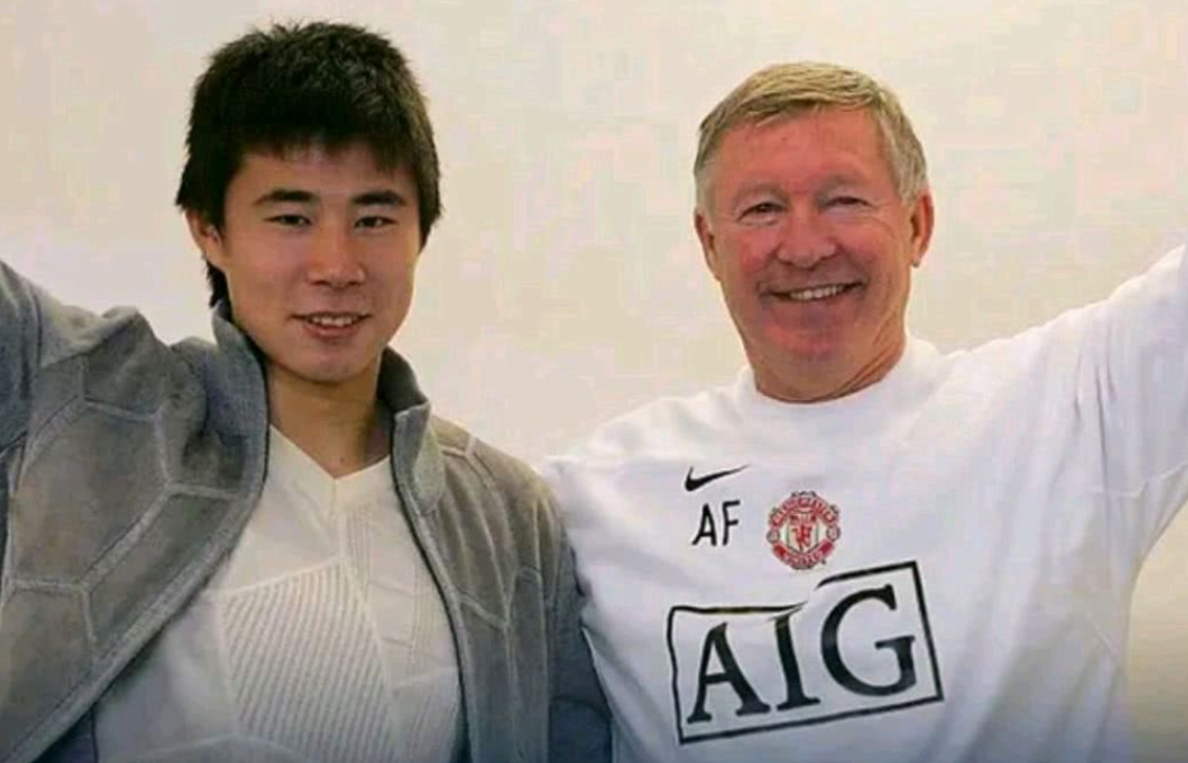 c罗回归曼联状态火热曾经的曼联队友董方卓为何快速陨落