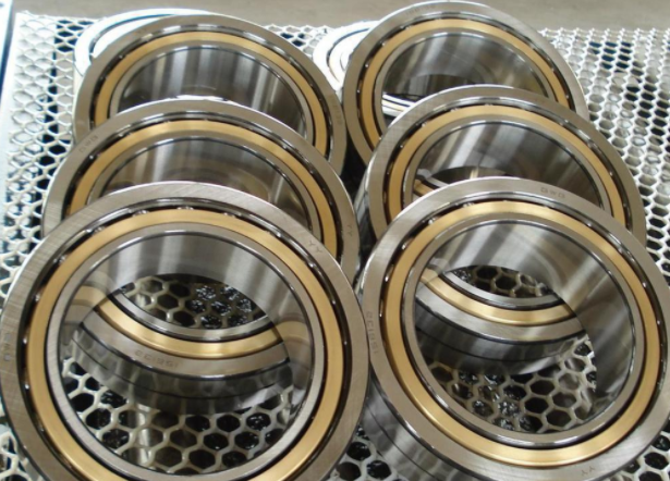 以轨道交通车辆轴承