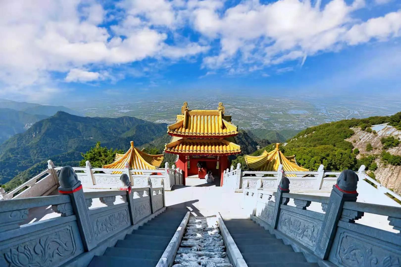 月满华诞情满双节 西安南五台举办多项活动迎佳节