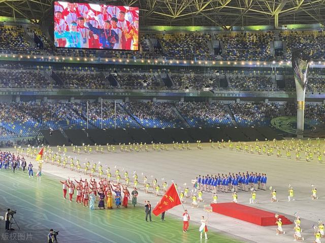 全运会开幕式:朱婷笑容治愈 全红婵镜头最多 广东服装最好看休闲区蓝鸢梦想 - Www.slyday.coM 全运会开幕式:朱婷笑容治愈 全红婵镜头最多 广东服装最好看休闲区蓝鸢梦想 - Www.slyday.coM