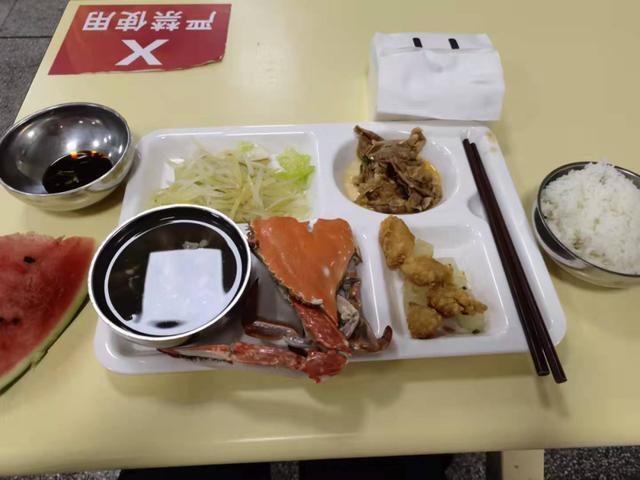 午餐2元！早餐1元！公务员的食堂到底有多好？看完我羡慕了！休闲区蓝鸢梦想 - Www.slyday.coM