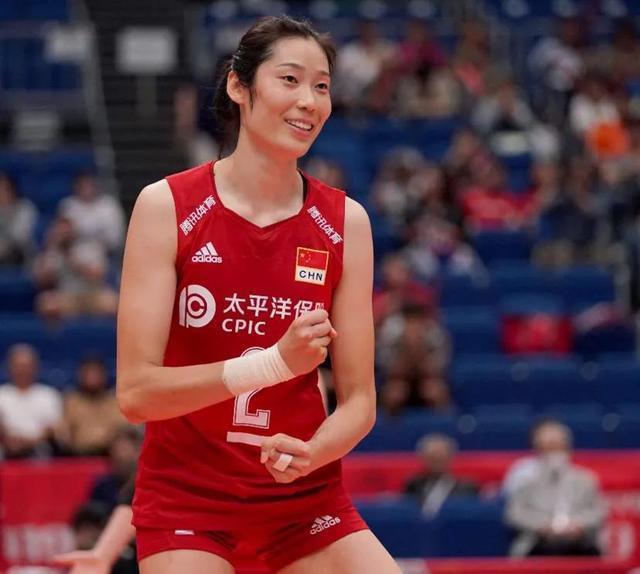 梦幻同框!朱婷全红婵身高差引热议,开幕式一细节:央视偏爱她们休闲区蓝鸢梦想 - Www.slyday.coM 梦幻同框!朱婷全红婵身高差引热议,开幕式一细节:央视偏爱她们休闲区蓝鸢梦想 - Www.slyday.coM