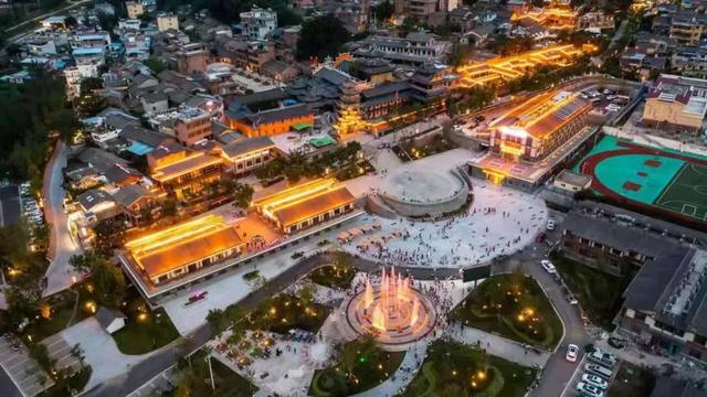 月城西昌与中秋晚会的完美契合！西昌原来你这么美！休闲区蓝鸢梦想 - Www.slyday.coM