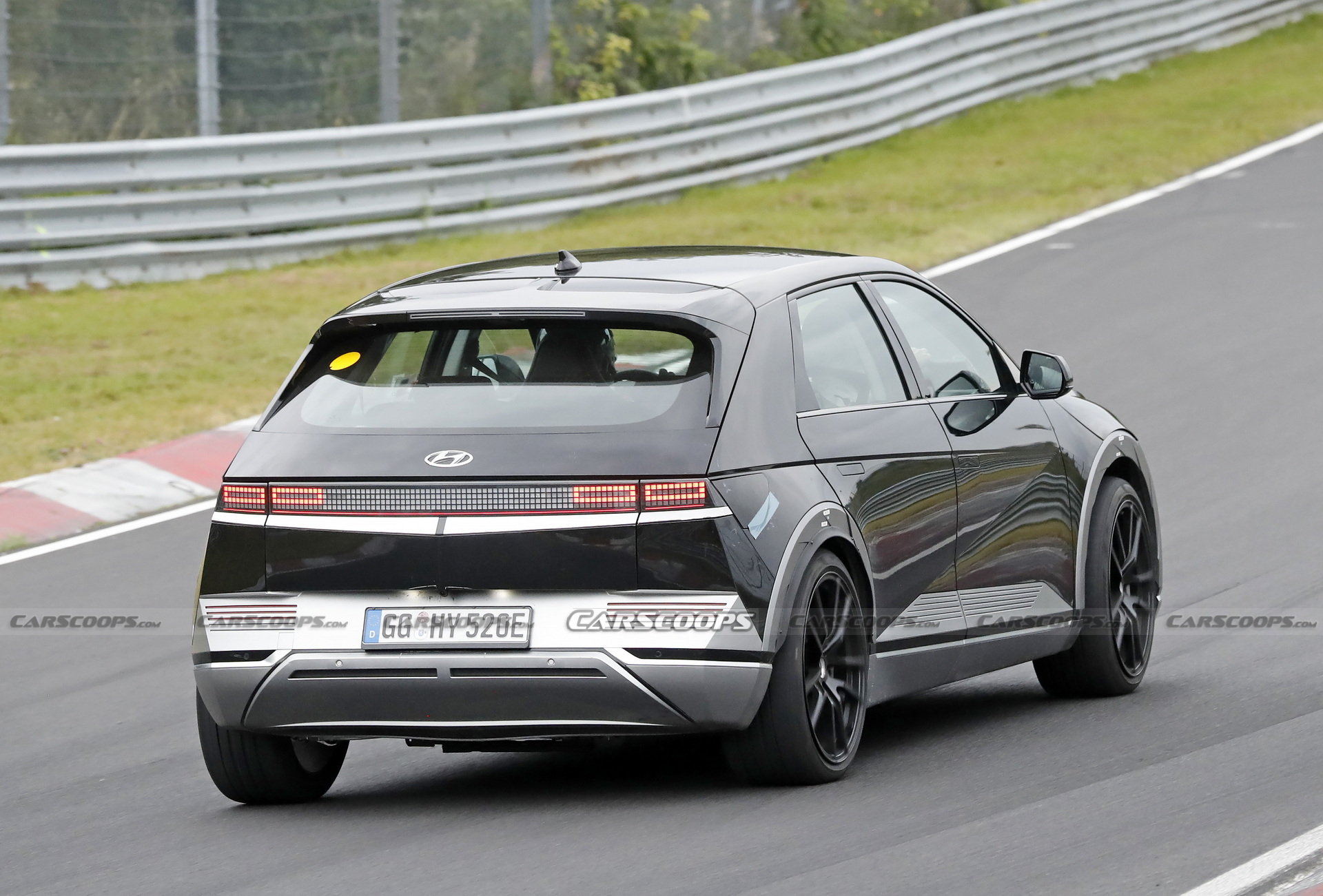 最快将于明年亮相 现代IONIQ 5 N路试谍照曝光