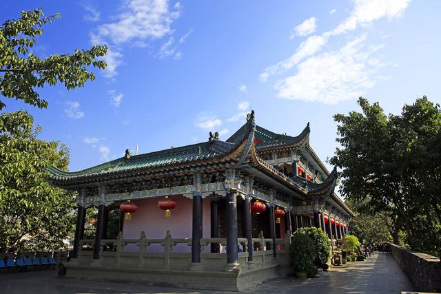 月城西昌与中秋晚会的完美契合！西昌原来你这么美！休闲区蓝鸢梦想 - Www.slyday.coM