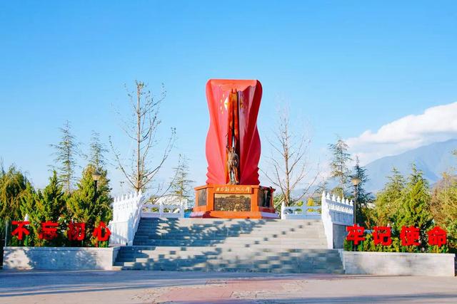 月城西昌与中秋晚会的完美契合！西昌原来你这么美！休闲区蓝鸢梦想 - Www.slyday.coM