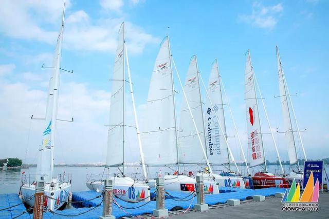 月城西昌与中秋晚会的完美契合！西昌原来你这么美！休闲区蓝鸢梦想 - Www.slyday.coM