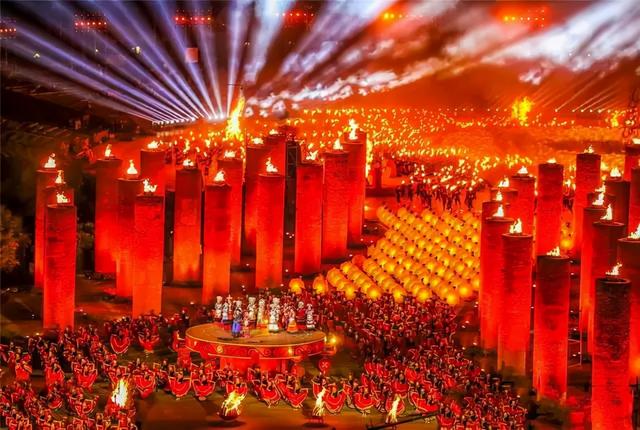 月城西昌与中秋晚会的完美契合！西昌原来你这么美！休闲区蓝鸢梦想 - Www.slyday.coM