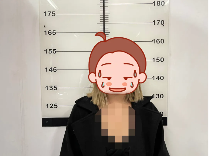 曲靖一男子竟被同一女子连续抢劫两次！第一次是手机，第二次…休闲区蓝鸢梦想 - Www.slyday.coM