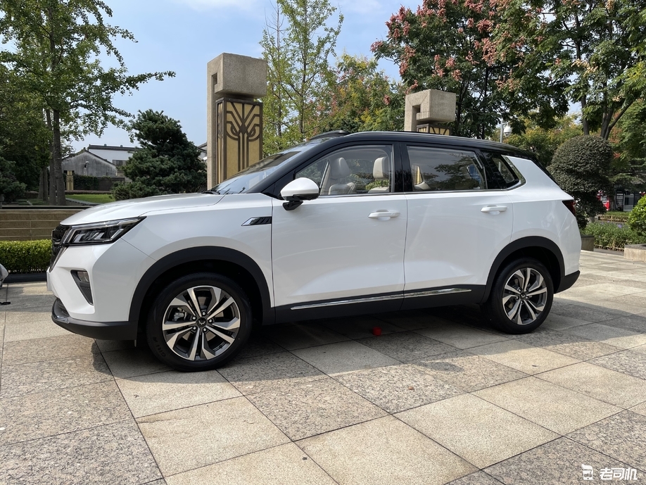 五菱首款银标suv 星辰asta售6.98万起