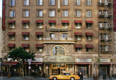 成都女子在塞尔维亚失联25天后，现身视频曝光，诡异的事情发生了……休闲区蓝鸢梦想 - Www.slyday.coM