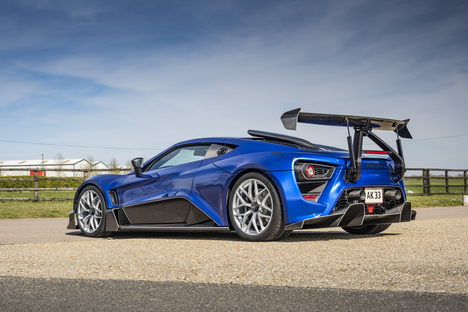 将在2023年前发布zenvo计划推出全新混动超跑