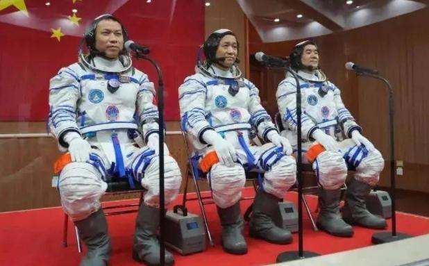 神舟十二号航天员返回，落地就要隔离14天，太空归来为何也要隔离休闲区蓝鸢梦想 - Www.slyday.coM