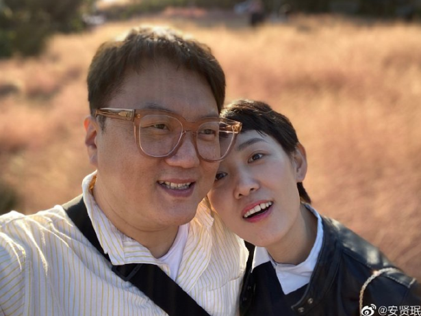 拜托了冰箱安贤珉发长文悼念亡妻曾在节目中多次提到妻子