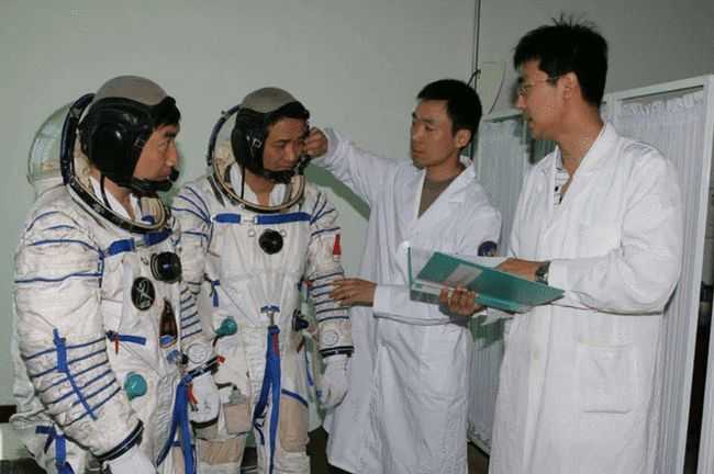 神舟十二号航天员返回，落地就要隔离14天，太空归来为何也要隔离休闲区蓝鸢梦想 - Www.slyday.coM