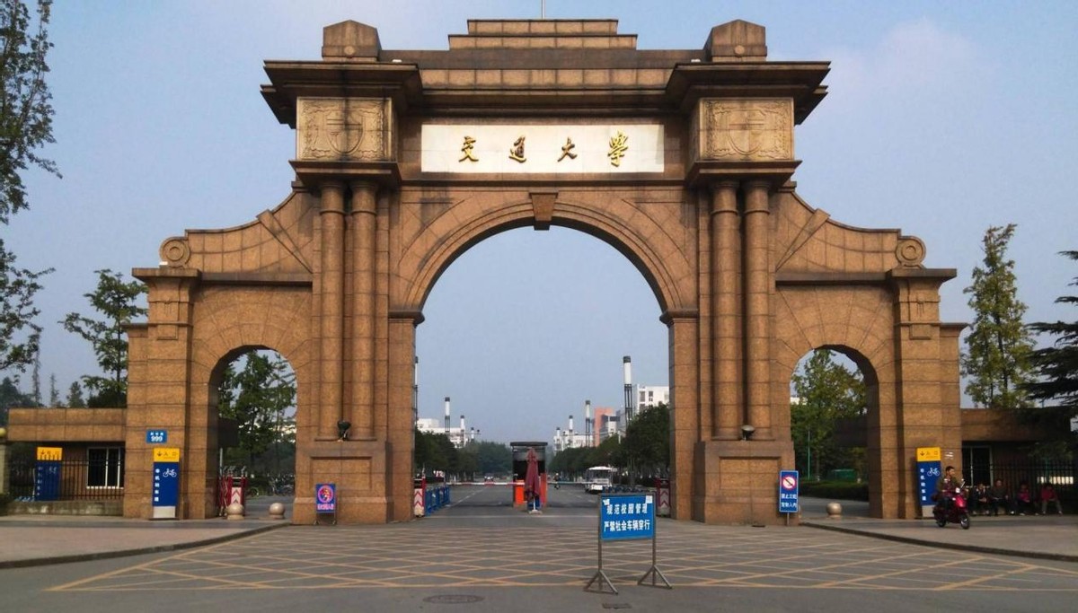 如果它能够顺利投入使用,曾经驾车60余小时才能从漠河开到三亚的路程