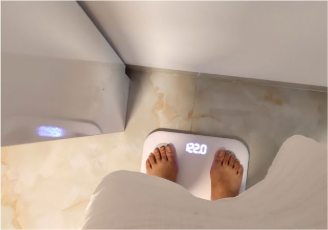 最近已经没有频繁称体重了,过两天特殊时期就完啦,继续运动,现在来