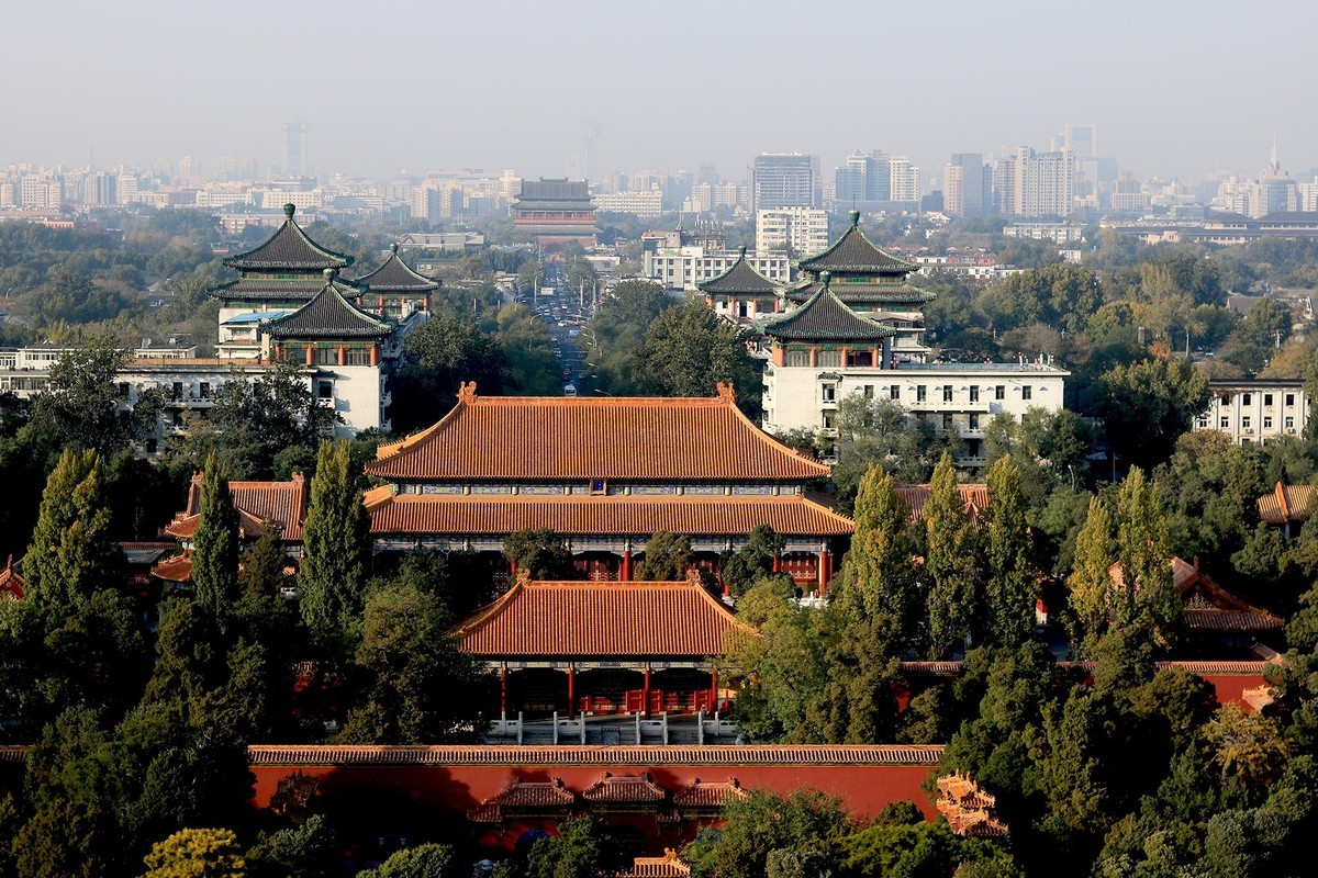 北京的景山公园:是座环境优美的皇家园林,值得众多客向往