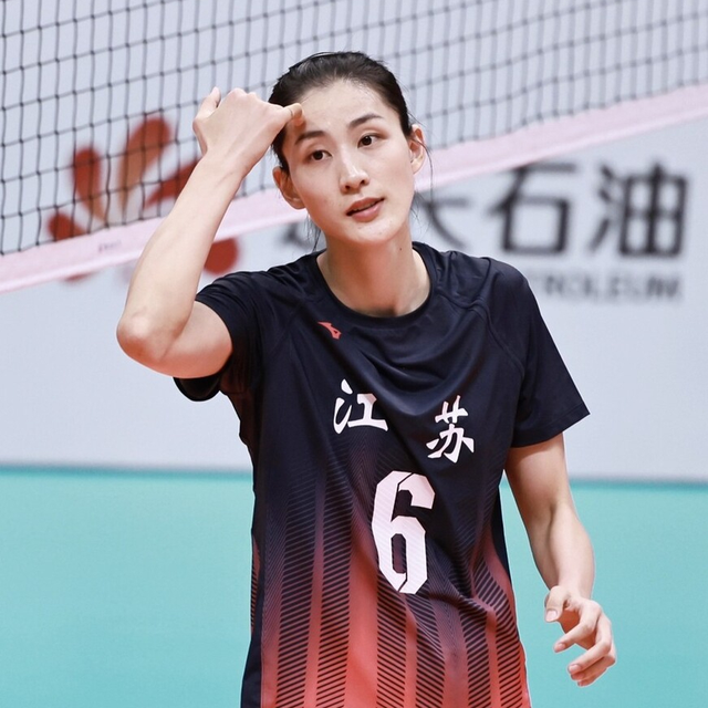 江苏女排状态不佳却碰上超常发挥的浙江险些阴沟翻船